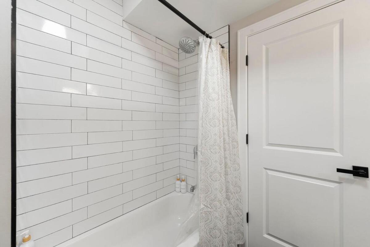 2 Bed & 3 Bath Chicago Condo Exterior foto