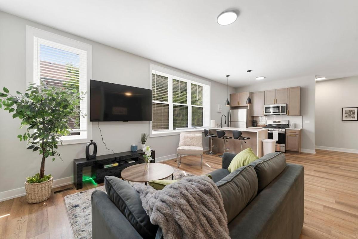 2 Bed & 3 Bath Chicago Condo Exterior foto
